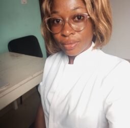 NGATSABO CHEMENI  Kevine Laure